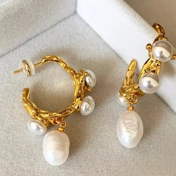 18k Gold Plated & Baroque Pearls Earrings - Picture 3 of 4